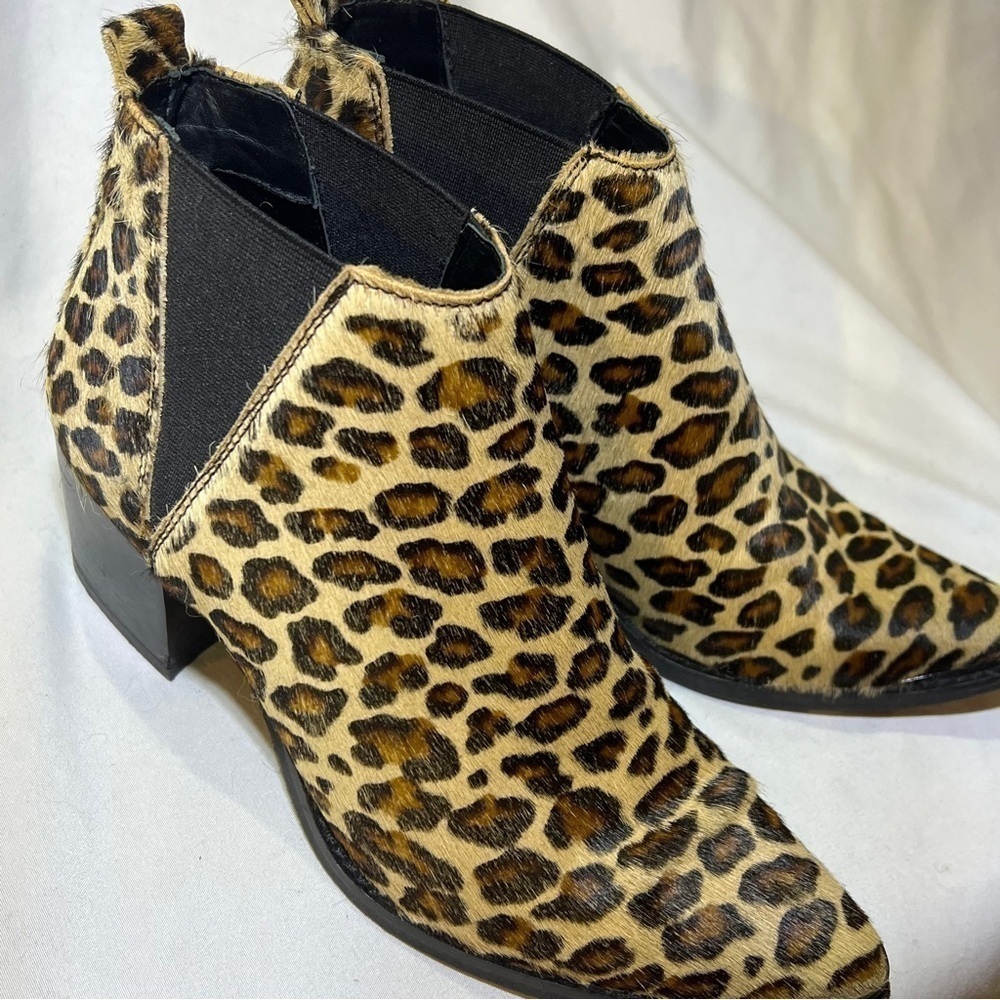 SFW ITALY LEOPARD Calf Hair Pointed Toe Chelsea Boots, Size 6 #407